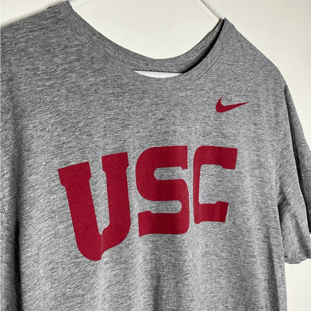 Men’s Large Nike USC T Shirt